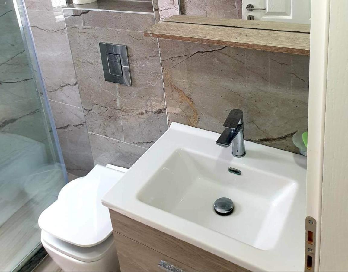 Alexa Apartament Himarë Exterior foto