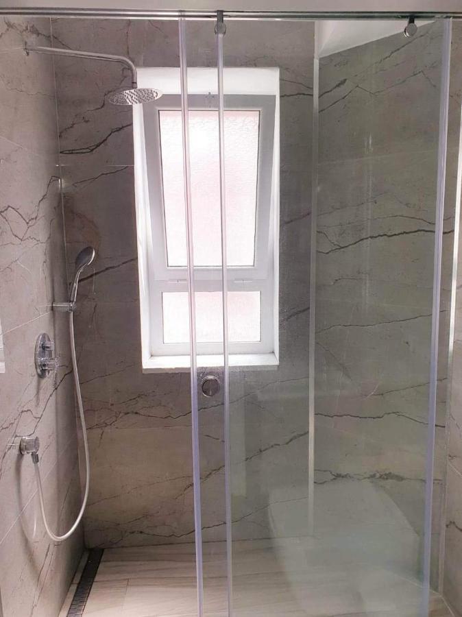 Alexa Apartament Himarë Exterior foto