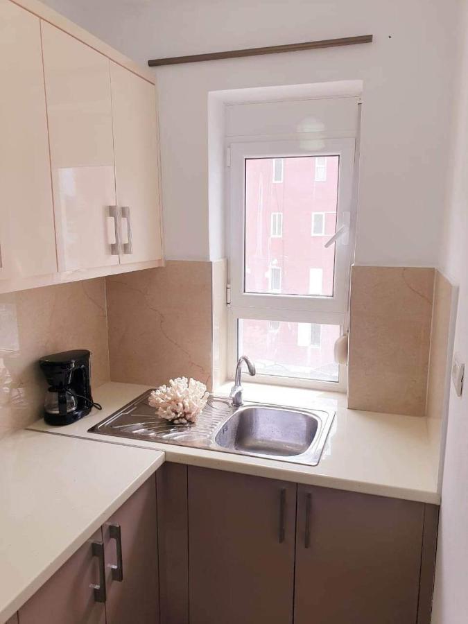 Alexa Apartament Himarë Exterior foto
